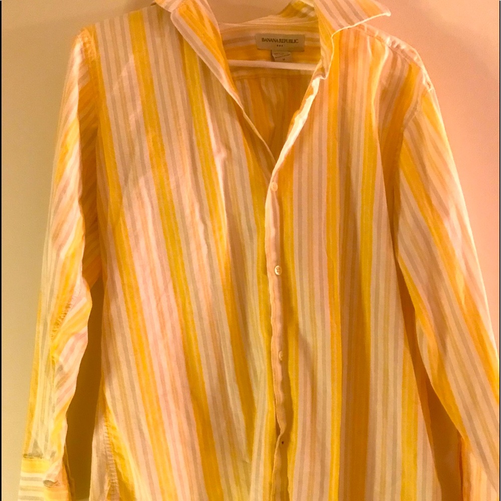 Banana Republic, Men’s Medium, Yellow Plaid button-down